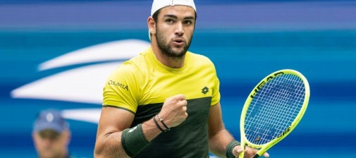 Neues aus der Tenniswelt: Neue Asics-Schuhkollektion, getragen von Matteo Berrettini in Zusammenarbeit mit Boss